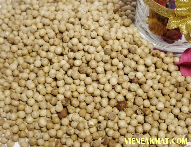 hạt tiêu trắng